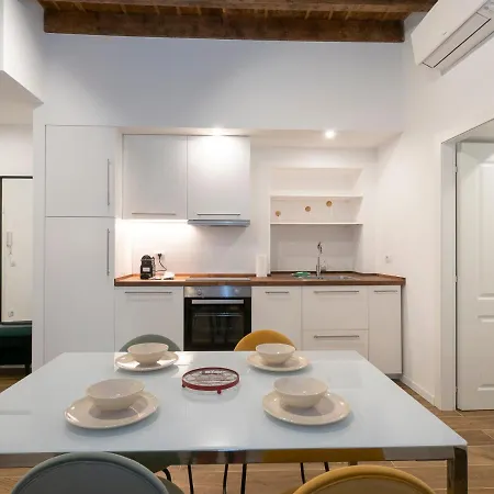 I Host - Melzo 5 דירה